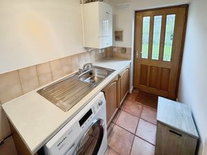 Utility room- click for photo gallery
